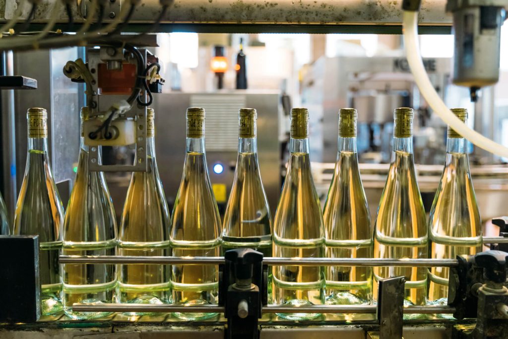 salmaso_chi-siamo_carosello_linea-imbottigliamento_V2 linea di imbottigliamento